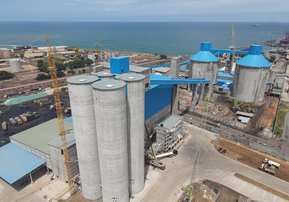 Attribution d’un contrat de 2,5 millions de tpa pour une usine de broyage de ciment avec VRM de CIMCO / Togo